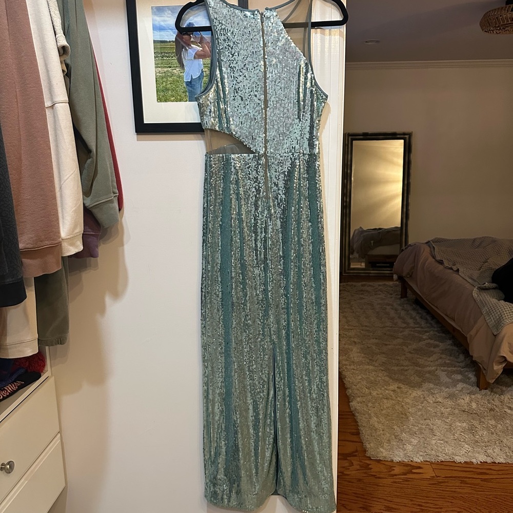 Elegant Sequin Wedding Dress in Light Blue